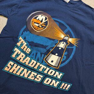 Vintage New York Islanders Fisherman Lighthouse NHL Blue Hockey Shirt Size Large